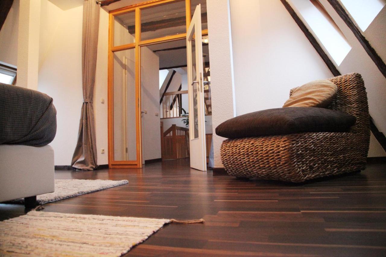 Wunderschoene Dachgeschoss - Maisonette 罗斯托克 外观 照片