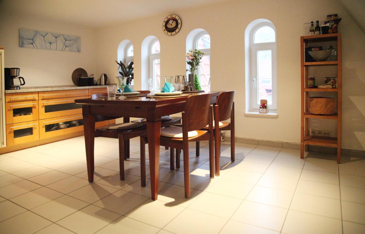 Wunderschoene Dachgeschoss - Maisonette 罗斯托克 外观 照片