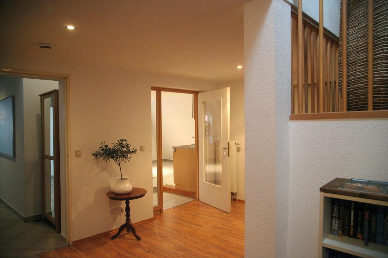 Wunderschoene Dachgeschoss - Maisonette 罗斯托克 外观 照片